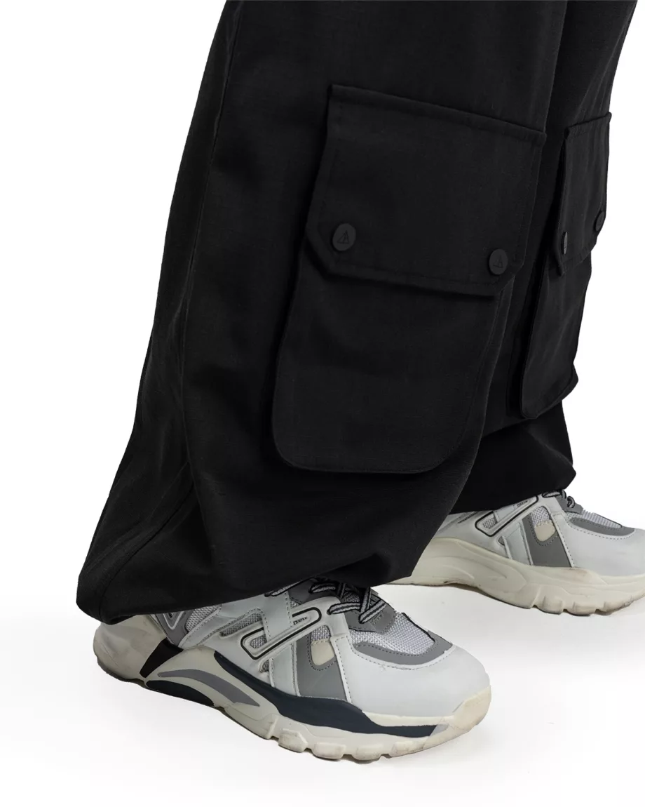 Black Techwear Cargo Pants Crew