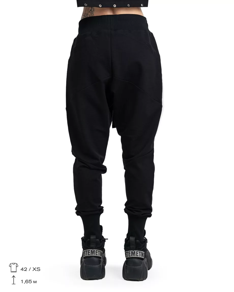 Black Joggers With Pockets Cube